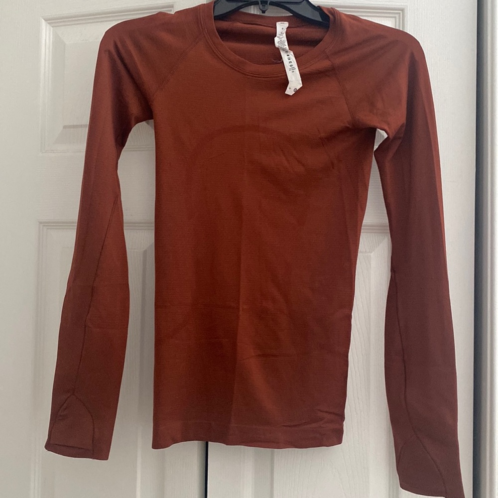 lululemon athletica Long Sleeve Crew Top - Rust
